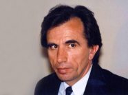 25 vjetori i vrasjes së Xhemajl Mustafës, Osmani: Plagët e së kaluarës nuk mbyllen pa drejtësi