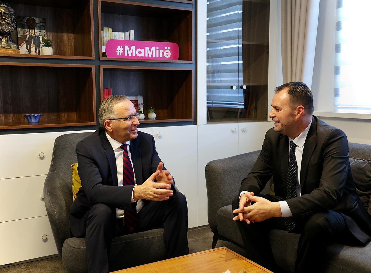 Ish deputeti Shkumbin Demaliaj i bashkohet PDK së