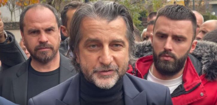 Rama del te protestuesit: Ministër qiti paret, leni inatet hajde bëhemi bashkë për popullin