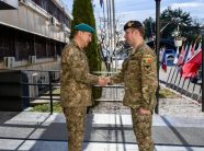 Komandanti i KFOR-it mirëpret Shefin e Shtabit të Ushtrisë Kombëtare të Moldavisë në Prishtinë