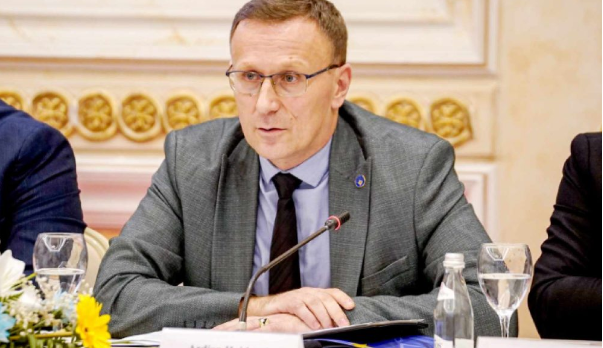 Hajdaraj: Kelmendi u shkarkua për qëndrime të njëanshme dhe denigruese; mirëpritet padia e tij