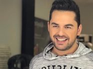 Zv.kryeministri i Maqedonisë reagon pas vdekjes së Shpat Kasapit: Muzika e tij nuk shuhet…