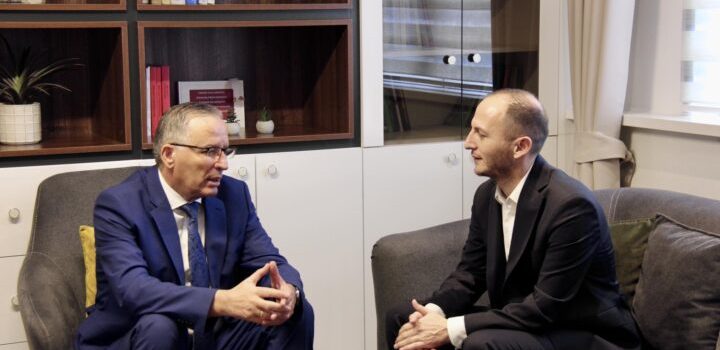 Hamza njofton se mjeku që u kujdes për babain e Thaçit, iu bashkua PDK-së