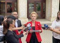 Flutura Kusari: Kurti dhe Murati e kanë mision special me shkatërru RTK-në