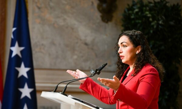 Presidentja Osmani viziton Shkodrën në prag të 28 Nëntorit