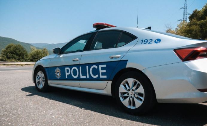 Vdekja e dyshimtë në Bërnjak, 56-vjeçari dyshohet se u vetëvra me granatë dore brenda banesës