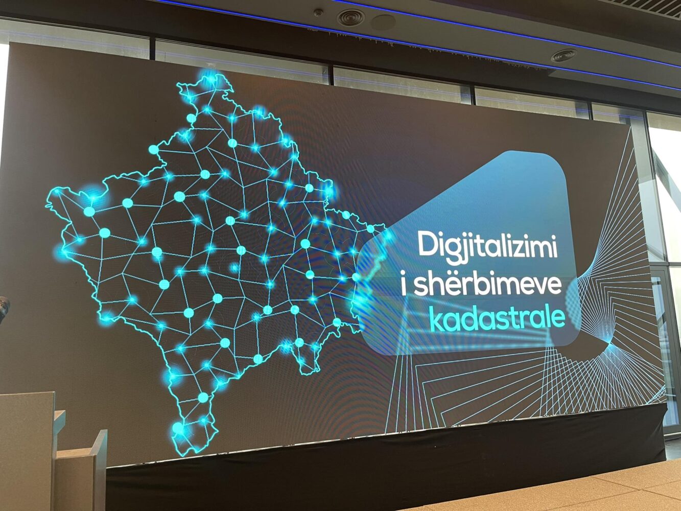 Shërbimet kadastrale kalojnë në sistemin dixhital në Kosovë, hyjnë në fuqi me 28 nëntor