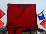 Shpaloset pllaka përkujtimore për dëshmorët dhe martirët e lirisë nga Orllani me rrethinë