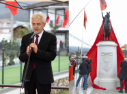 Ali Ahmeti: Në Garanë të Kërçovës u përurua shtatorja e Skënderbeut, simbol i krenarisë kombëtare