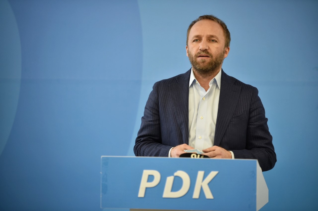 Tahiri: Sot më telefonoi presidenti Thaçi, nga qelia dha kurajë e forcë për të vazhduar angazhimin