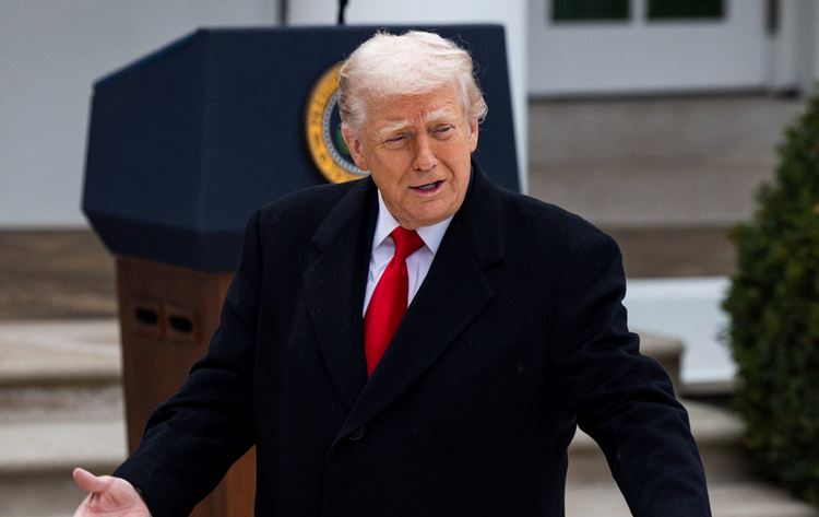 Trump: Po anuloj të gjitha dokumentet që Biden i ka nënshkruar me stilolaps