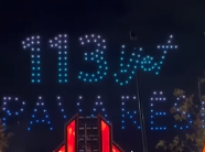 Spektakël i dronëve në Vlorë, qielli ndriçohet nga simbolet kuqezi