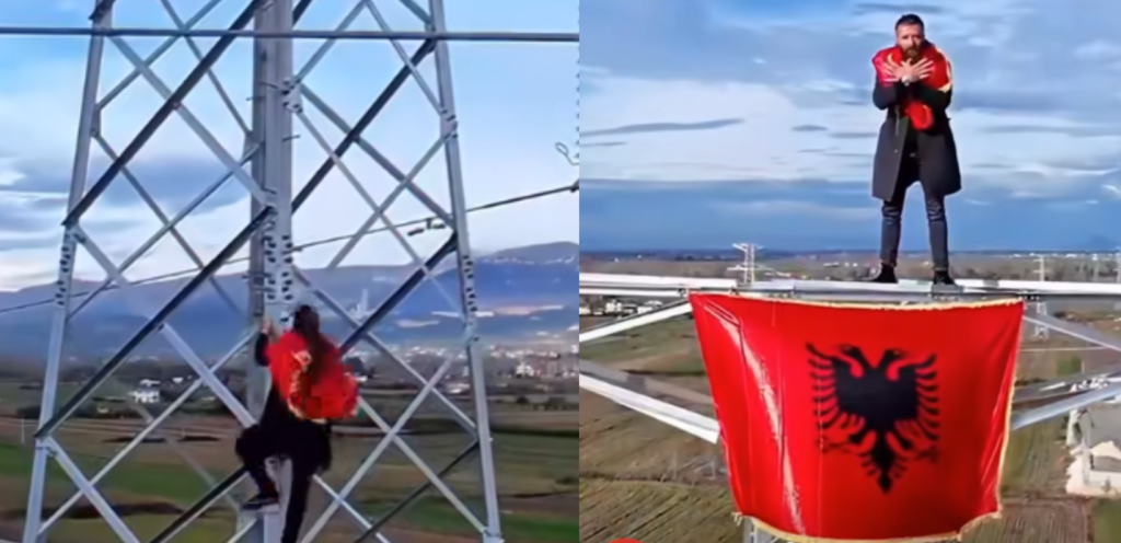 I riu rrezikon jetën për të festuar 28 Nëntorin, ngjitet në shtyllë të tensionit të lartë për ta vendosur flamurin