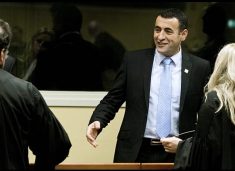 Lahi Brahimaj kujton vendimin për shpalljen e pafajësisë ndaj tij e Haradinajt: Uroj që edhe ish-krerët të dalin fitimtarë