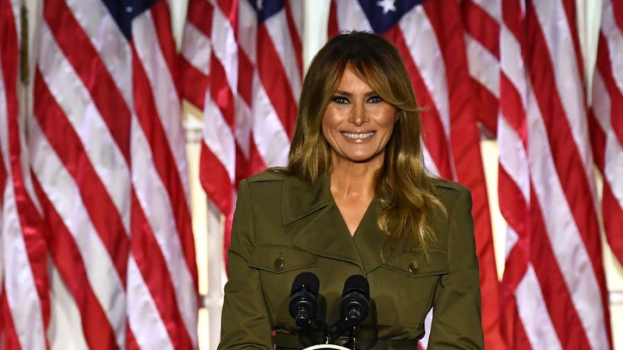 zonja-e-pare-e-shba-se-hyn-ne-hollywood-prezanton-dokumentarin-40-milione-dollaresh-per-jeten-e-saj