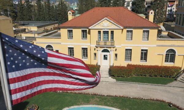 Ambasada amerikane në Tiranë: SHBA po mundëson udhëtime të sigurta për sportdashësit, aplikoni për vizë