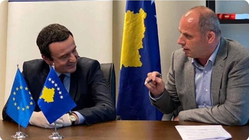 Lladrovci  Kur ka thënë Kurti  hajvanat   i pijtë u kanë  kot ua shet myslimanëve që nuk pin