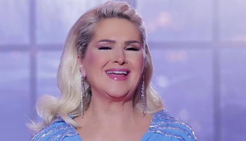 Më në fund po e shohim Shyhreten pa pikë grimi në fytyrën e saj, po duket komplet tjetër njeri