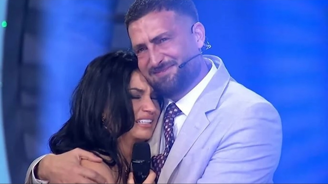 Shkurta “eliminohet”, bashkë me Dinin ia plasin vajit në studion e BBVK kur mësojnë vendimin e vërtetë të Vëllait të Madh