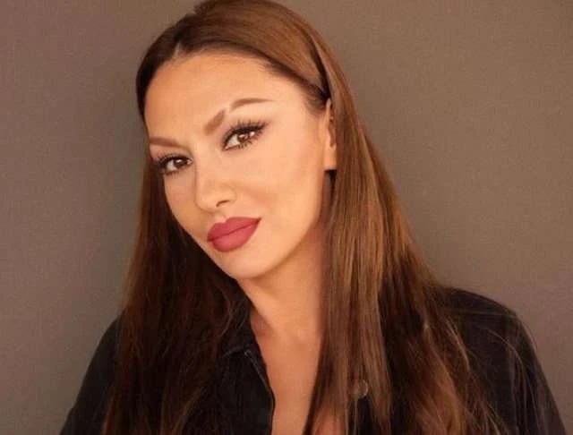 Kaq kohë pas një pauze në këtë aspekt të jetës  Adelina Ismaili jep lajmin e madh e të shumëpritur