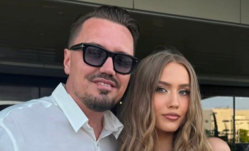 Blero ia bën befasinë më të bukur që keni parë Tarës  secila vajzë do ta ëndërronte këtë nga babai i saj