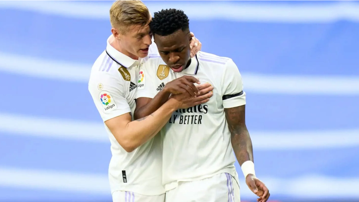 kroos-per-viniciusin-dukej-sikur-i-gjithe-ekipi-ndikohej-nga-sjellja-e-tij