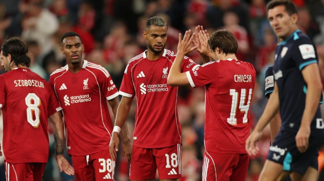 I preferuari i tifozëve të Liverpoolit mund të largohet nga klubi në janar