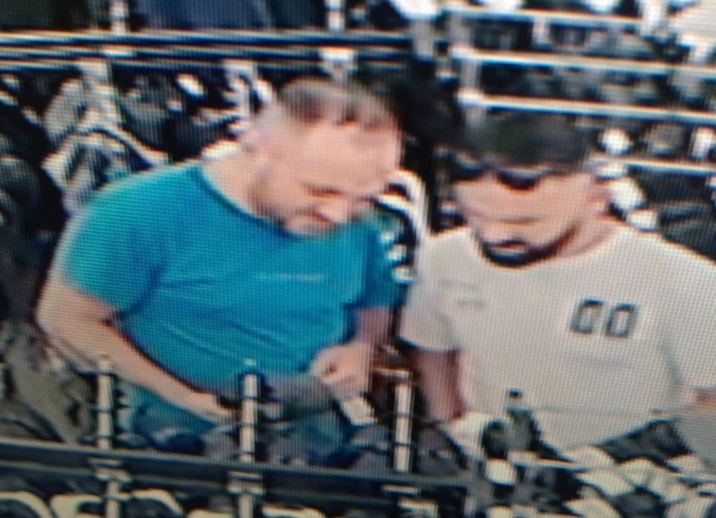 Policia kërkon ndihmën e qytetarëve për dy të dyshuar për vjedhje