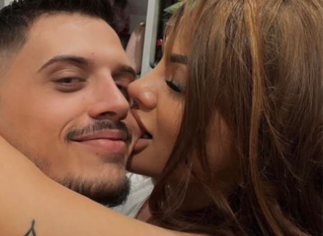 Emocionon Sara: Një vit i plotë që mbaj mbiemrin e djalit më të mirë në botë!