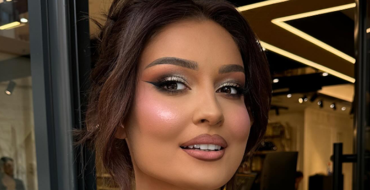 Vesa Vllasaliu na prezanton me kunatën bukuroshe