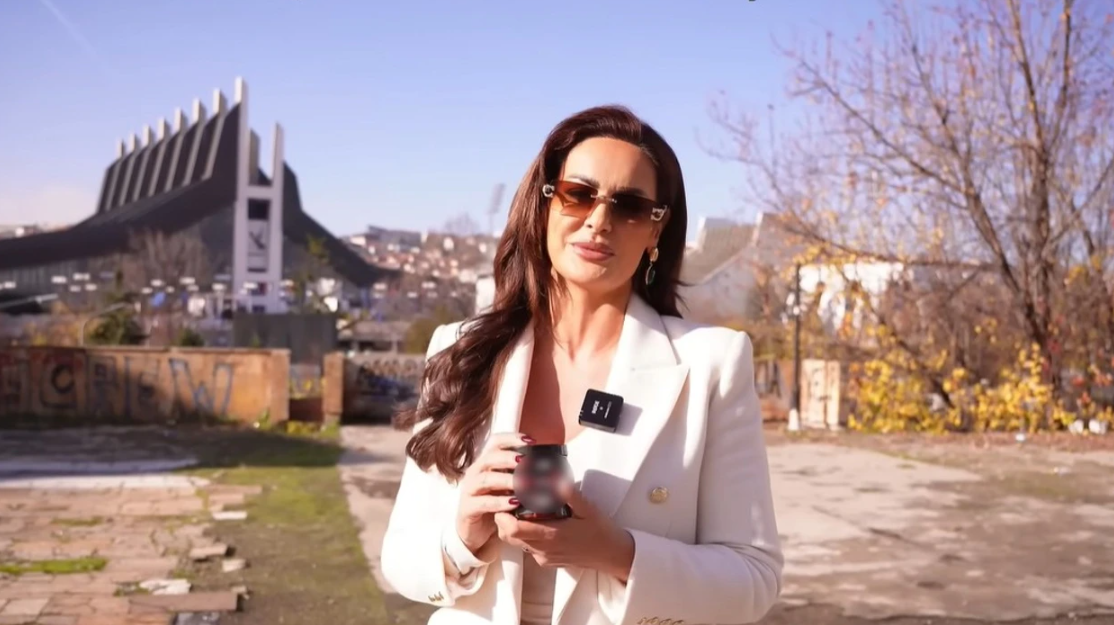 Xhuli çudit me deklaratën  thotë se policët po i kërkojnë stimulues të epshit seksual kur po e ndalojnë në trafik