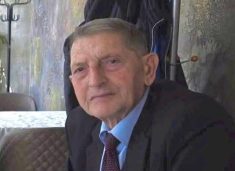 Daut Haradinaj shpreh ngushëllime për vdekjen e kryetarit të parë të Deçanit