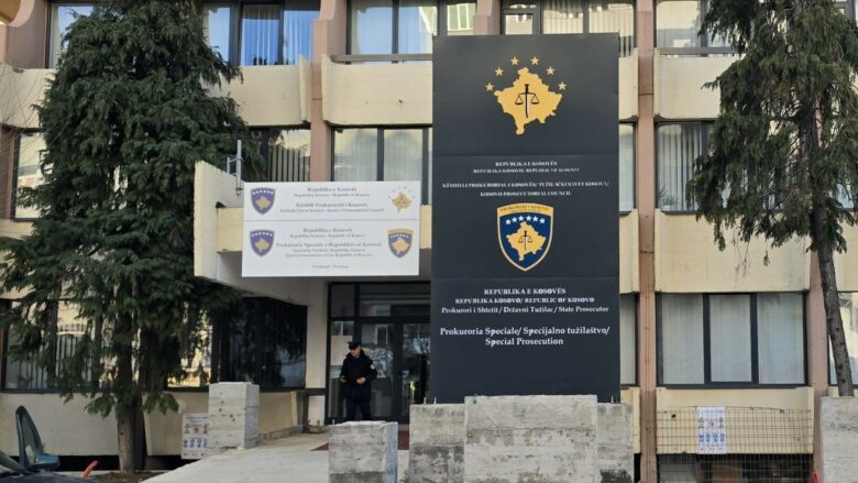 Specialja ngre aktakuzë ndaj dy personave për krime lufte në Kosovë, njëri si pjesëtar i policisë serbe e tjetri si inspektor