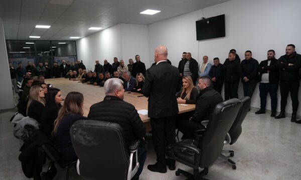 Lladrovci rikthehet në PDK: Do angazhohemi për fitoren e Bedri Hamzës, të tejkalohen 20 mijë vota në Drenas