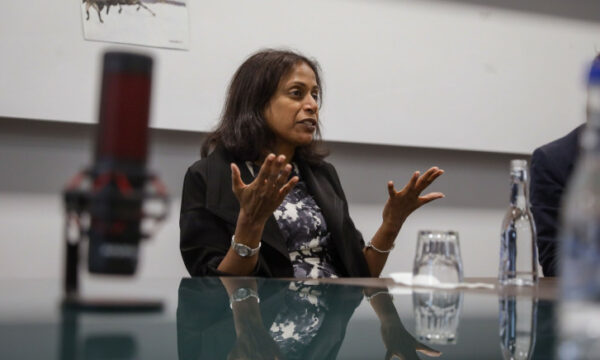 Ambasada amerikane fton shtetasit amerikanë që jetojnë në Kosovë për një takim me Prattipatin