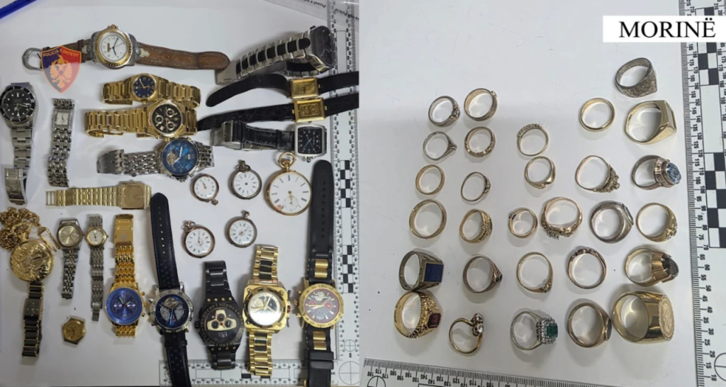 Sekuestrohen bizhuteri floriri dhe ora dore në vlerë rreth 50 mijë euro, arrestohet i dyshuari në pikën kufitare në Morinë
