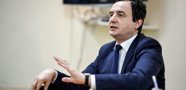 Kurti nuk komenton reagimin e Ambasadës Amerikane për moscertfikim të Listës Serbe