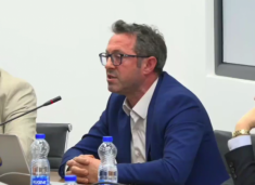 Krasniqi i VV-së u kundërpërgjigjet ambasadorëve që kritikuan moscertifikim e Listës Serbe