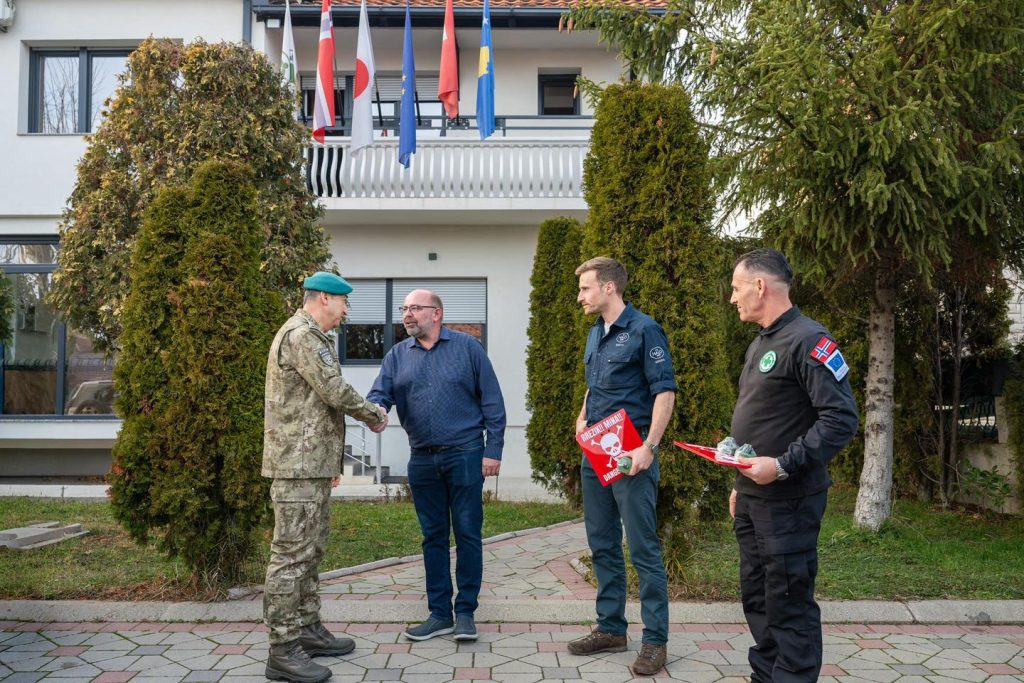 KFOR: Dy organizata sekuestruan mbi 12 mijë eksplozivë të paplasur në Kosovë që nga viti 1999