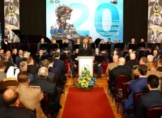 Raportohet se oficerët serbë bojkotuan një ceremoni të Forcave të Armatosura të Bosnjës – për shkak të përfaqësuesve nga Kosova