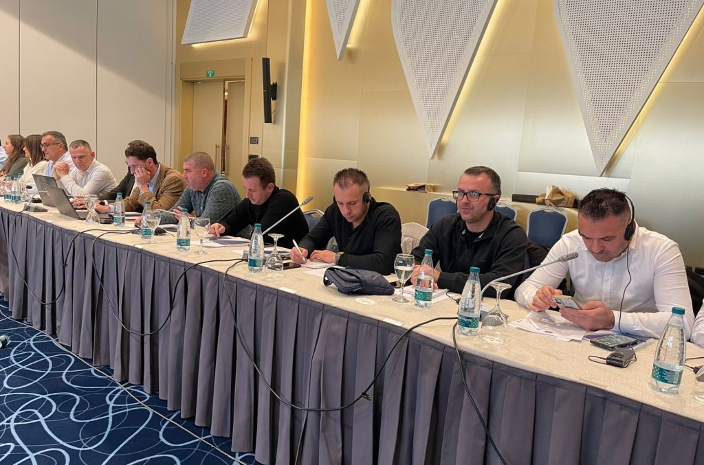 Zgjedhjet e 28 dhjetorit, KQZ diskuton me zyrtarë të Komisioneve Komunale