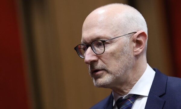 Ambasadori francez në Kosovë në një vijë me qëndrimin e BE së  Media janë pjesë e domosdoshme e demokracisë funksionale