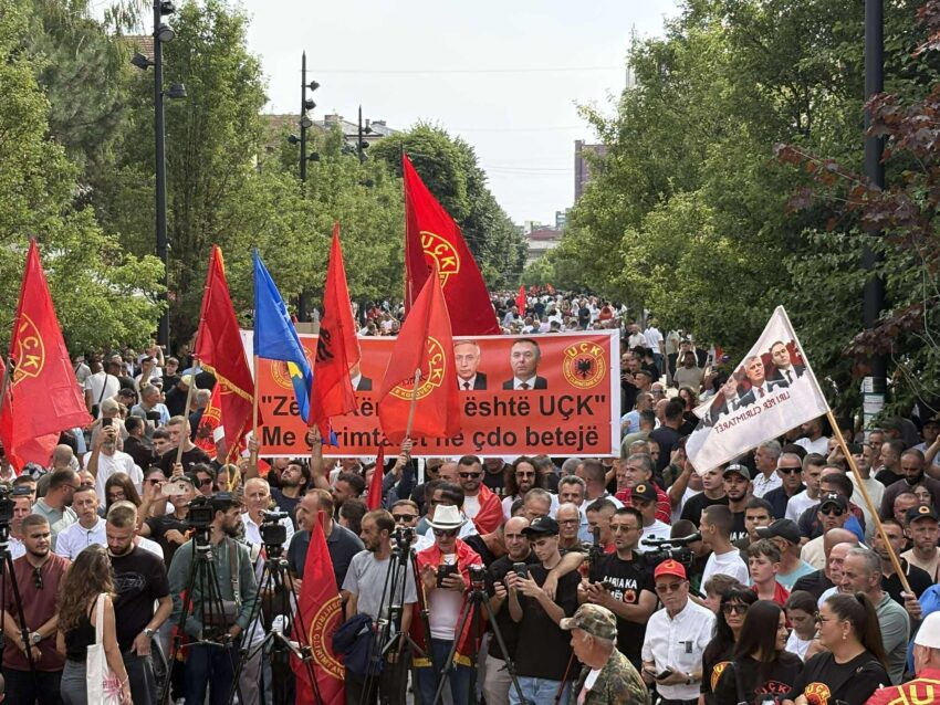 OVL-UÇK sot konferencë pas deklaratave të Mickoskit për protestën në Shkup