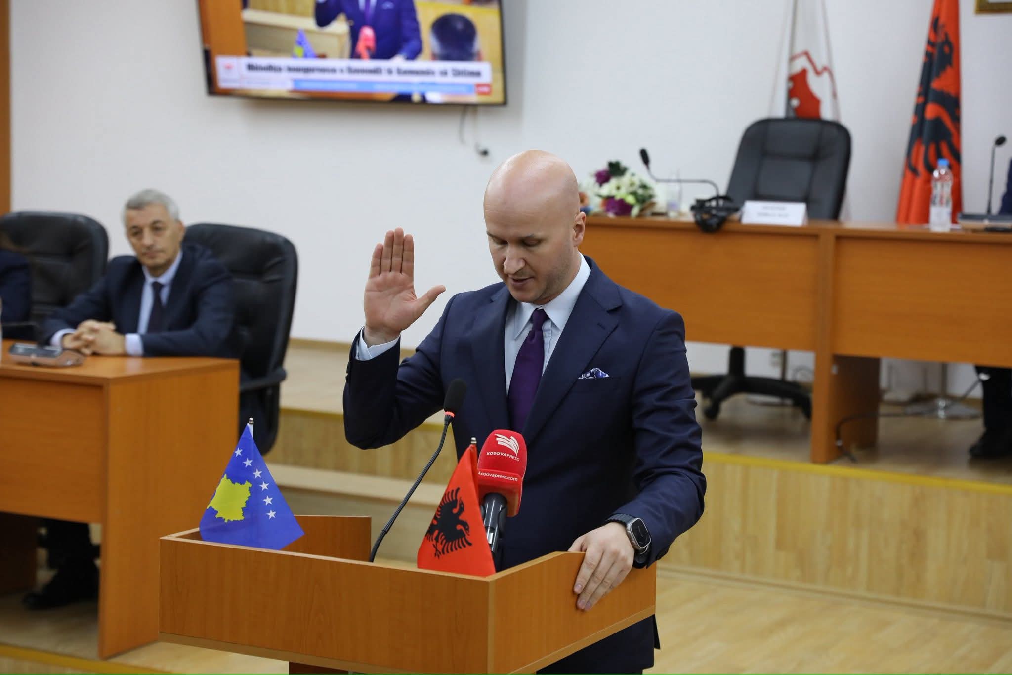 Qemajl Aliu betohet për mandatin e dytë në Komunën e Shtimes