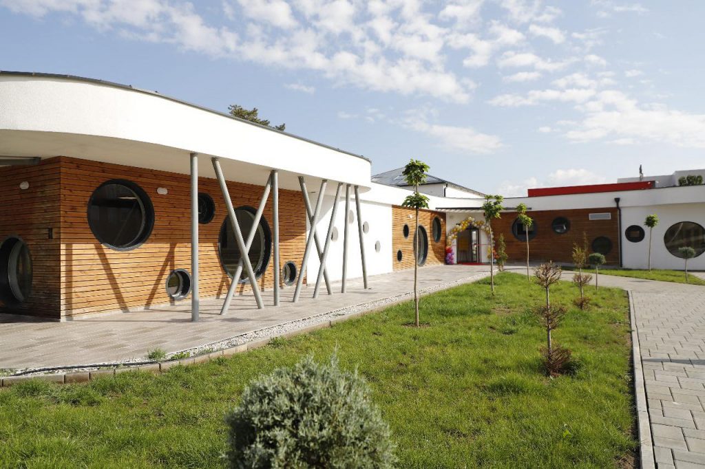 E përuruar më 1 tetor 2025 – Mbyllet çerdhja për shkak të problemeve me rrymën për javë të tëra