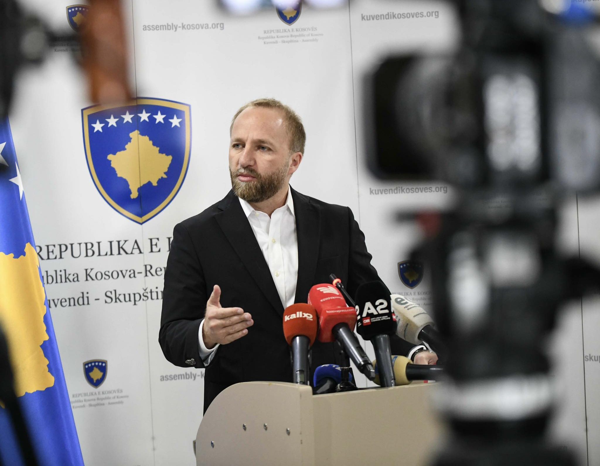 Abelard Tahiri: Për katër vjet, 33 beteja për ta mbrojtur rendin kushtetues