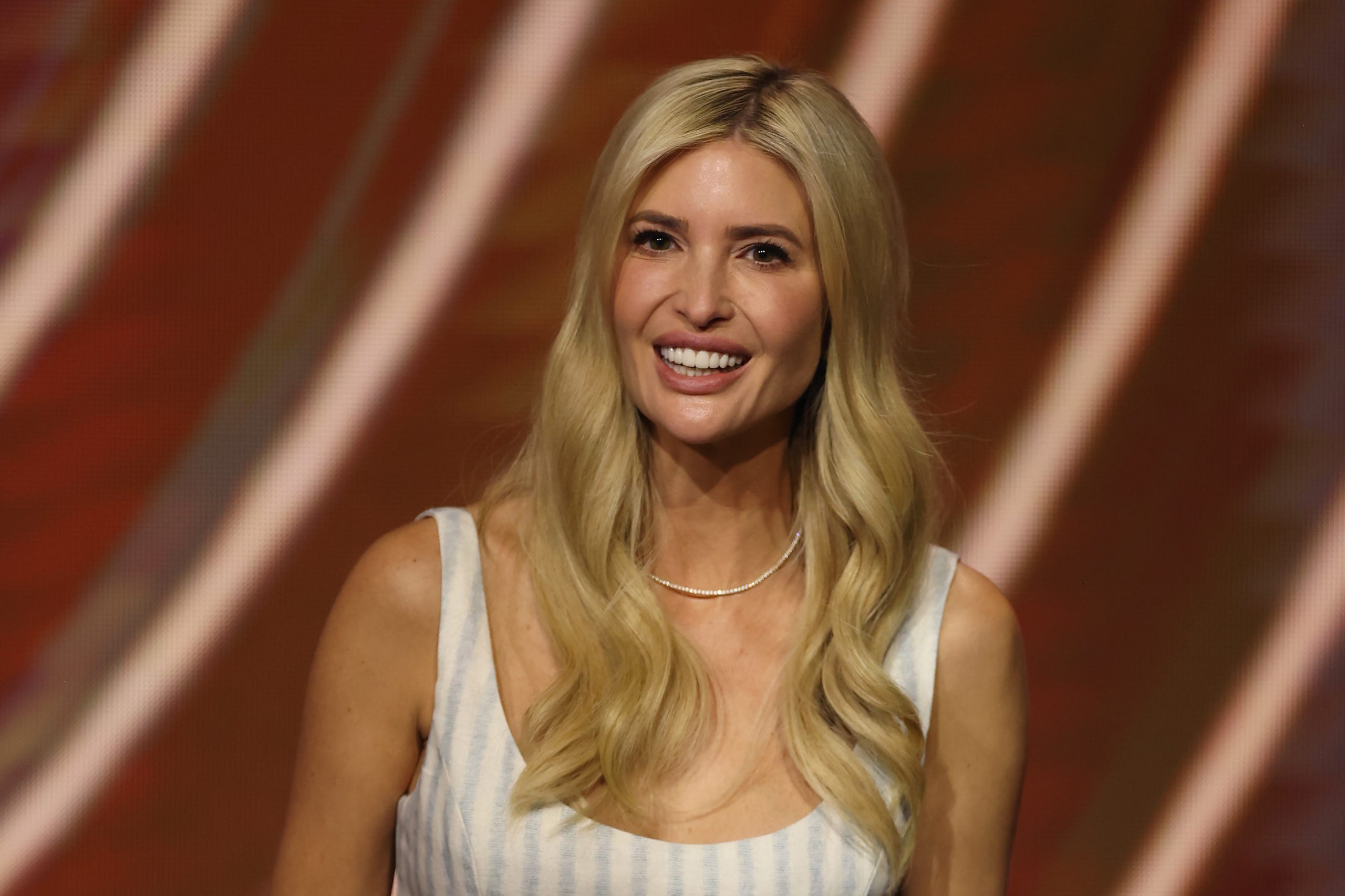 Ivanka Trump publikon librat për historinë shqiptare në Instagram: Çfarë po hulumton?