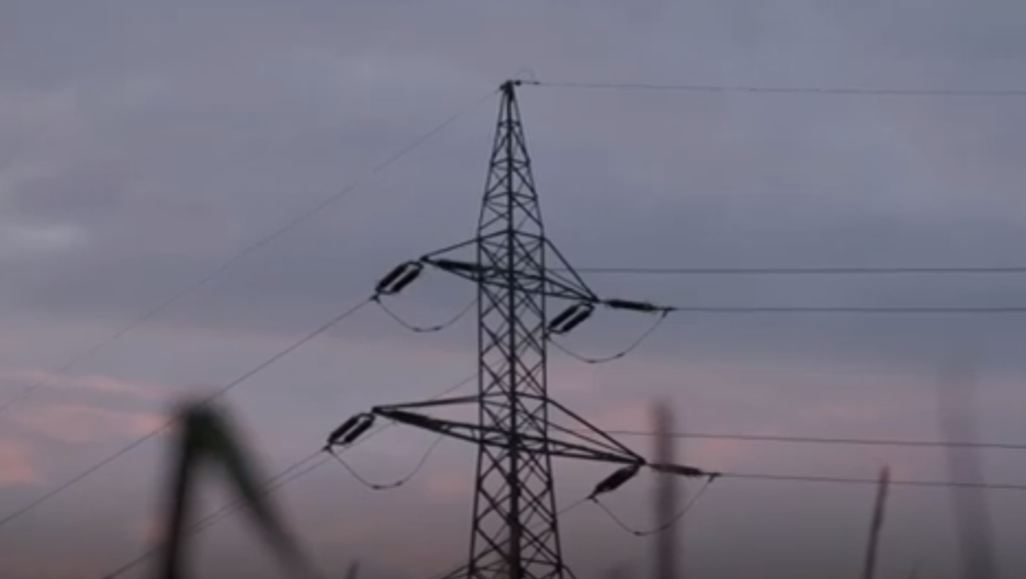 Punime në rrjet, KEDS tregon se ku do të ketë ndërprerje të rrymës sot