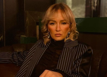 Adriana Matoshi kërkon votë “për m’i sos” opozitën: Unë vazhdoj me punu e me ju gëzu