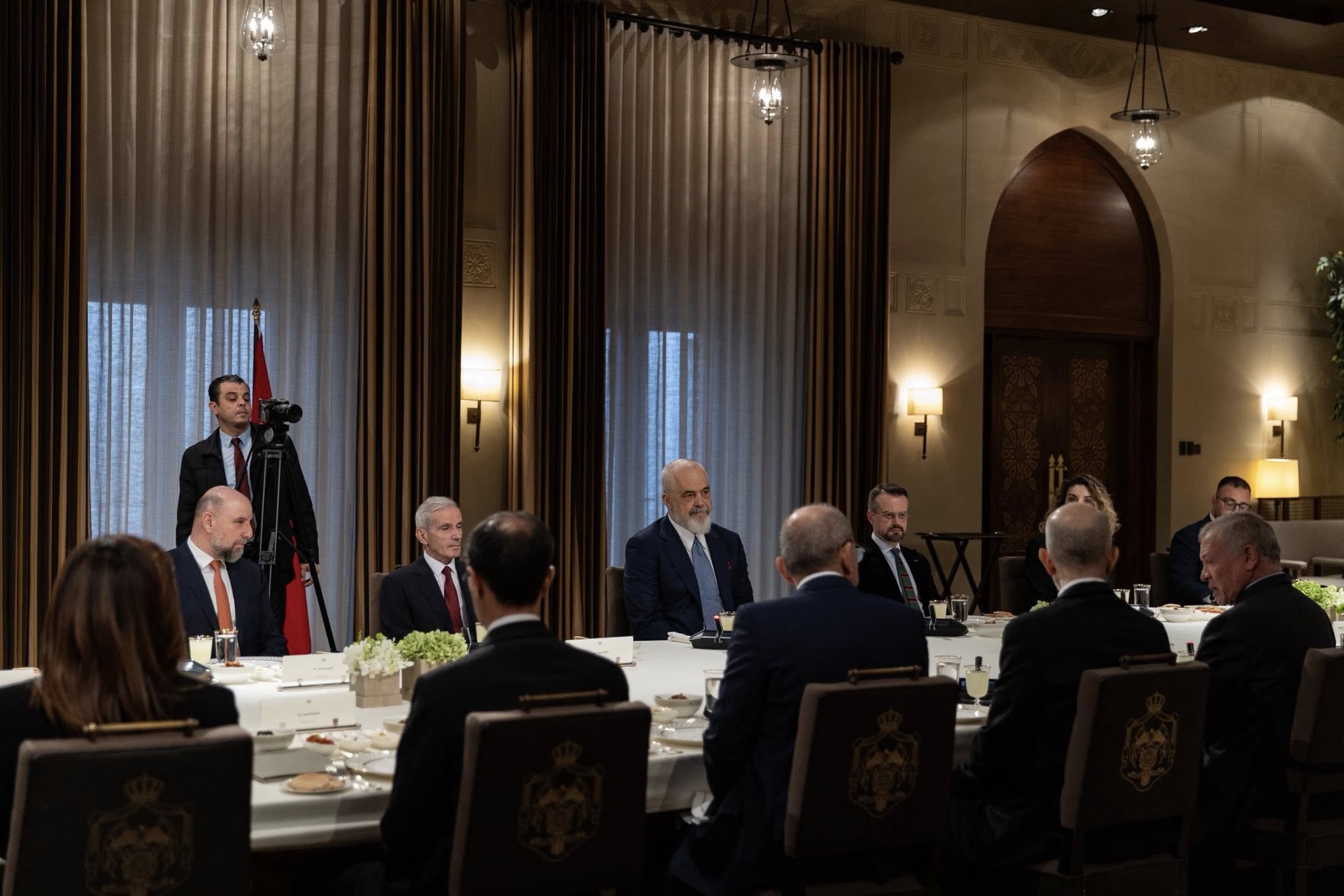 Edi Rama i mahnitur nga mikpritja në Jordani